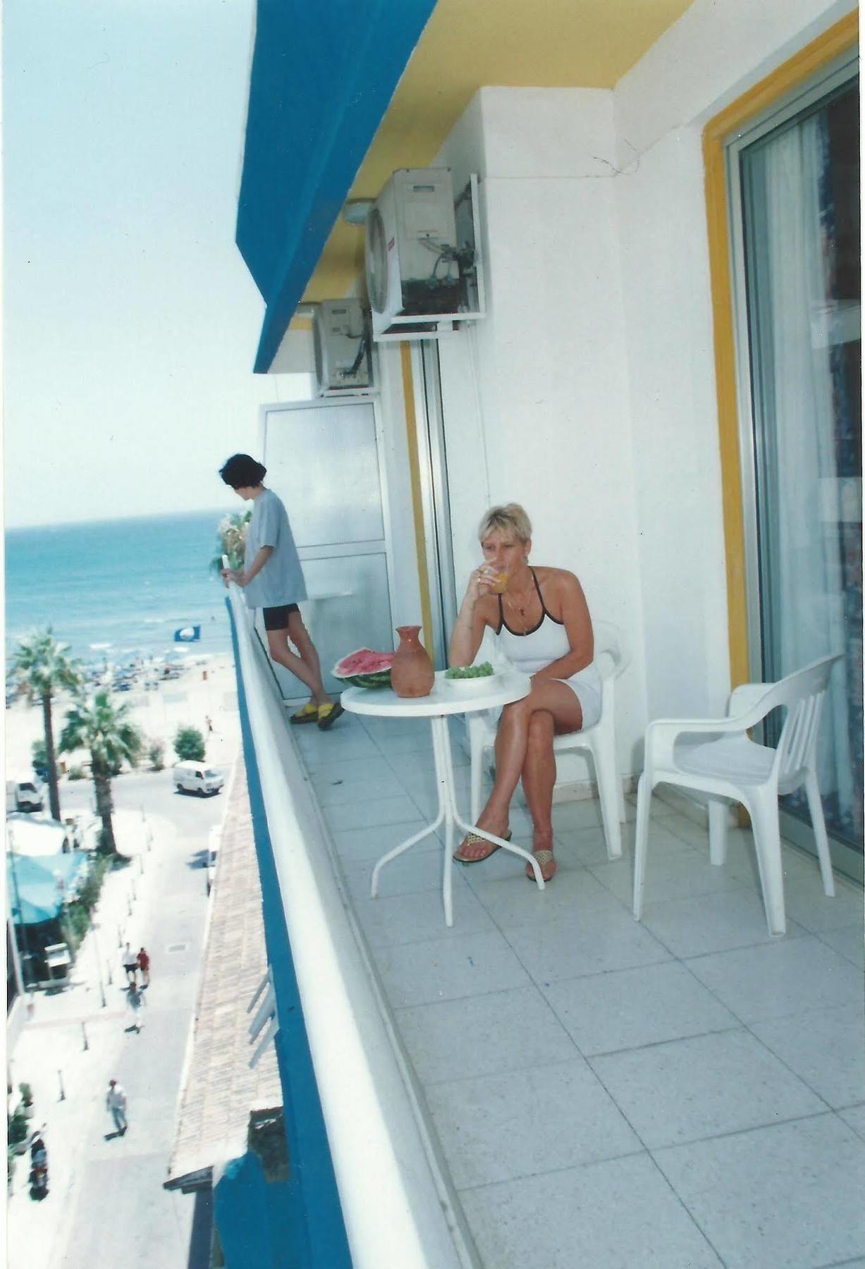 Palm Sea Beach Hotel Apartments ลาร์นาคา ภายนอก รูปภาพ